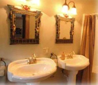 The Lion And The Rose Bed & Breakfast Whitefield 客房 照片
